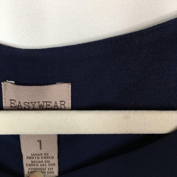 Chico’s Easywear Double Layer Top Split Deep Navy - Picture 4 of 12